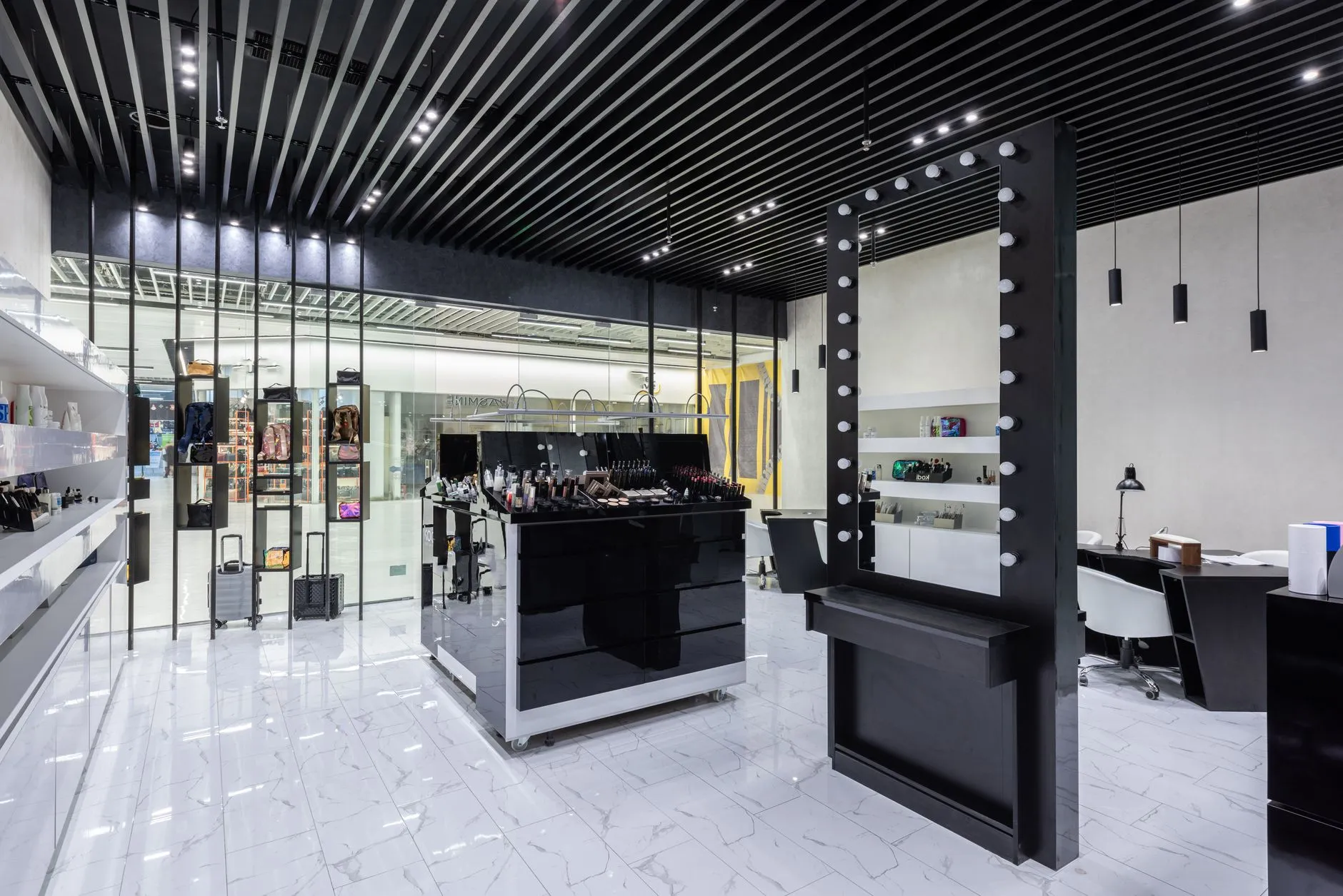 Beauty store display